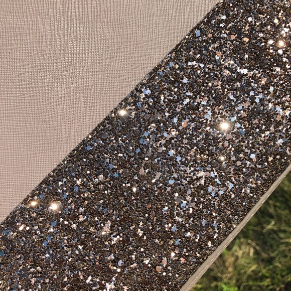 ✨HP✨ Kate Spade Penny Greta Court Cityscape Tote - Picture 8 of 16